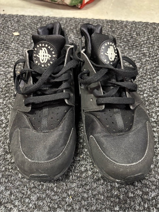 Nike Shoes - Nike huarache shoes